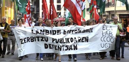 Protesta de los trabajadores de Lanbide en Bilbao