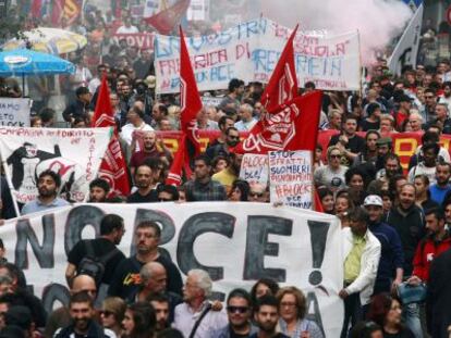 Protestes contra l'austeritat i el BCE a Nàpols (Itàlia).