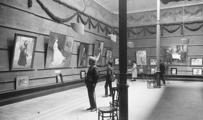 Exposició homenatge a Lluïsa Vidal a la Sala Parés, el 1919.