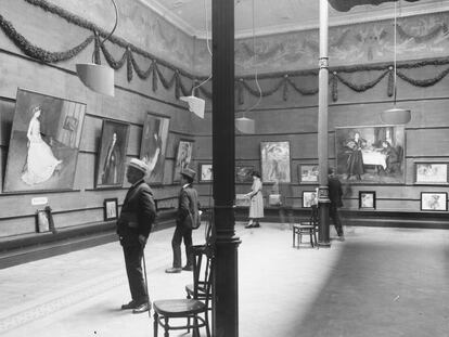 Exposició homenatge a Lluïsa Vidal a la Sala Parés, el 1919. 