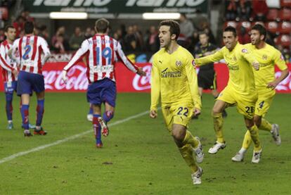 Rossi celebra el gol del empate ante el Sporting.