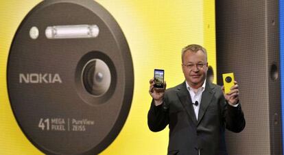 Stephen Elop, consejero delegado de Nokia, presenta el Lumia 1020 con c&aacute;mara de 41 megap&iacute;xeles.