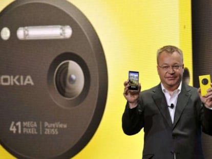 Stephen Elop, consejero delegado de Nokia, presenta el Lumia 1020 con c&aacute;mara de 41 megap&iacute;xeles.