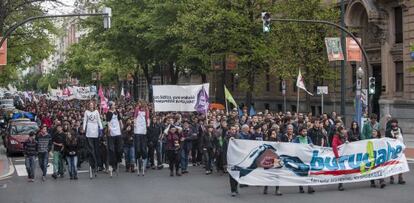 Un momento de la manifestación convocada por la asociación juvenil de la izquierda abertzale, Ernai.