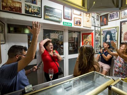 El bar El Pimpi Florida de la barriada de El Palo, en Málaga.