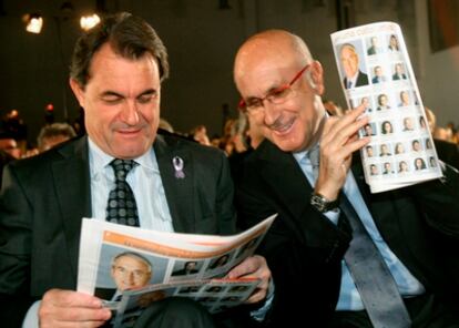 Artur Mas, a la izquierda, y Antoni Duran i Lleida, momentos antes del mitin de campña celebrado en Tarragona.