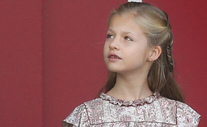 Doña Letizia y la princesa Leonor en el Día de la Hispanidad.