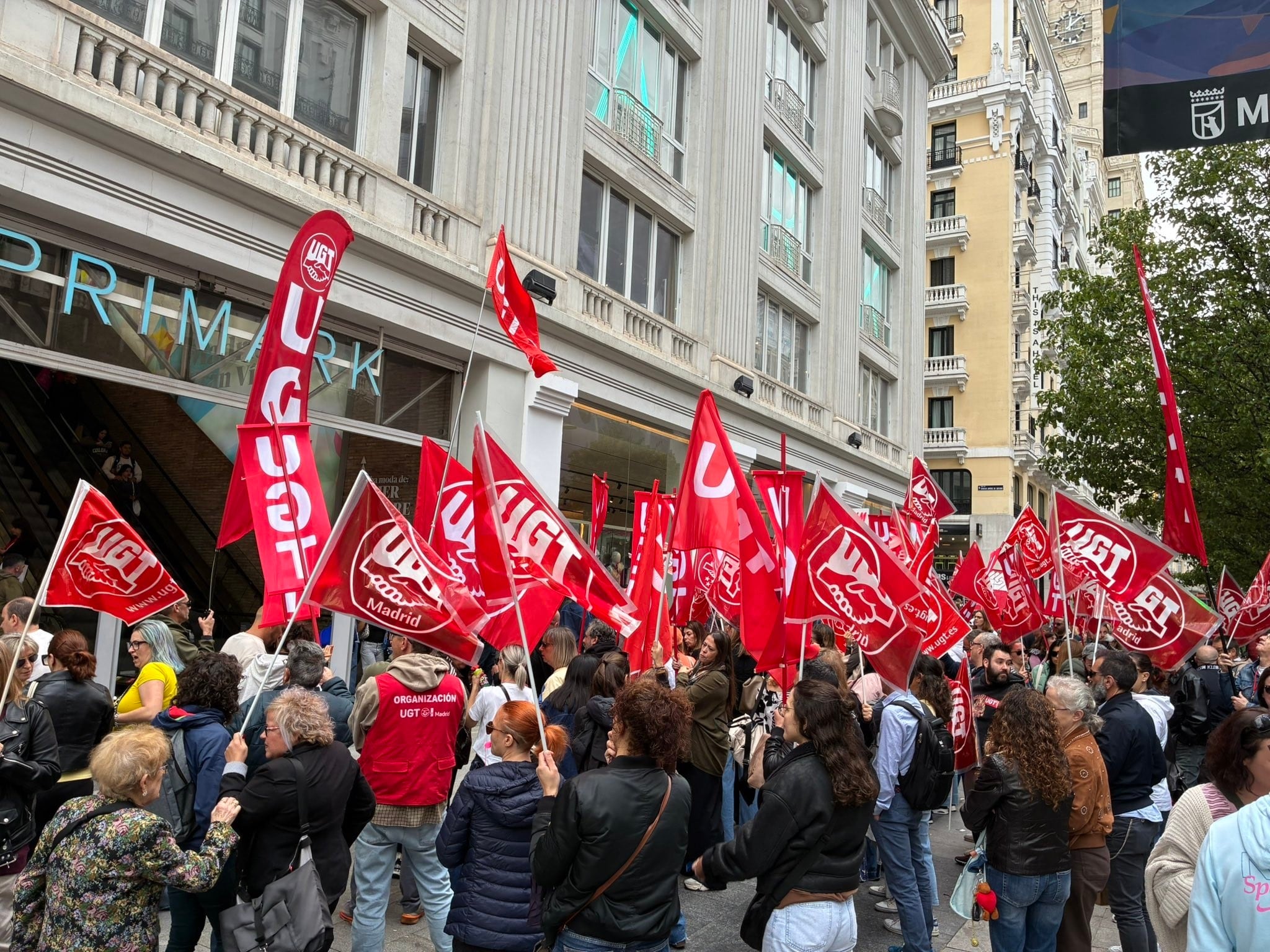 Los trabajadores de Inditex, Primark y H&M vuelven a las calles para protestar contra el convenio