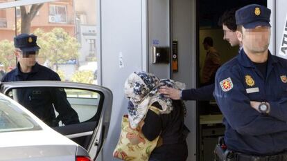 Uno de los tres trabajadores de la oficina del INEM de Badalona (Barcelona) que fueron detenidos en la Operaci&oacute;n Pitiusa. 