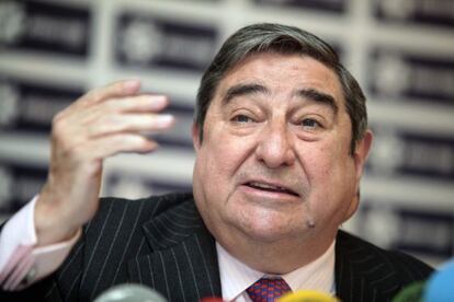 El presidente del Deportivo, Augusto César Lendoiro, durante la rueda de prensa que ofreció este jueves