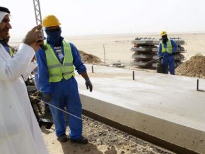 Construcci&oacute;n de la plataforma del AVE a La Meca