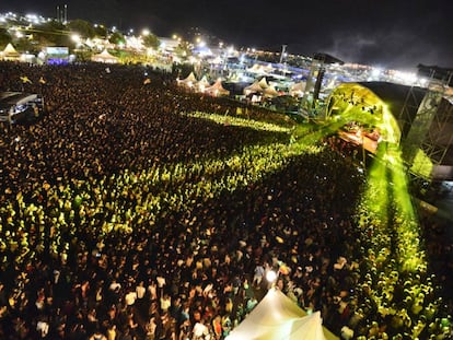 Público asistente a un concierto en el escenario principal del Rototom, en 2017.