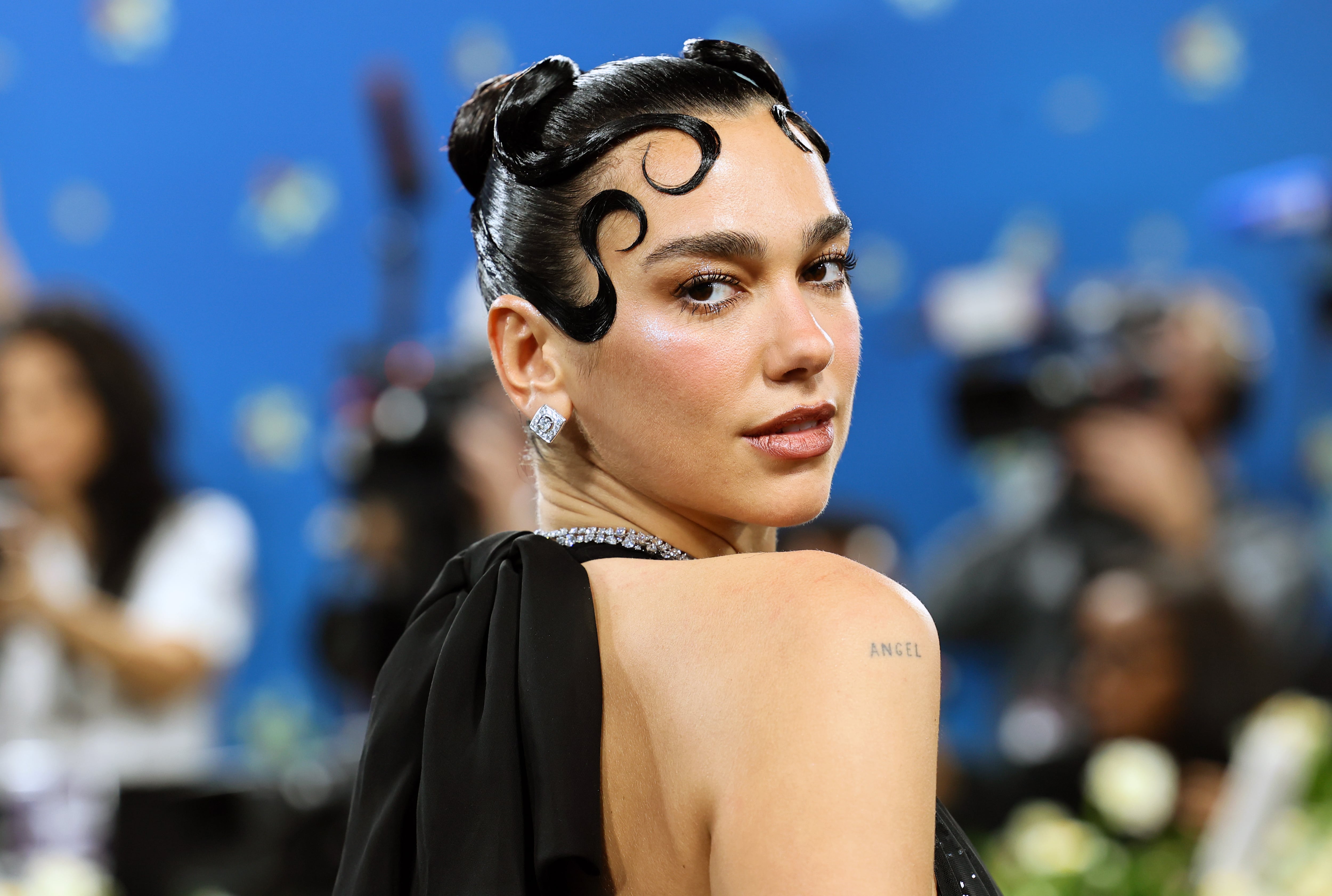 Dua Lipa, el 5 de mayo de 2025, durante la gala del Met, en Nueva York (Estados Unidos).