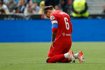 Gudelj, el capitán del Sevilla, en un lance del partido ante el Celta. 
