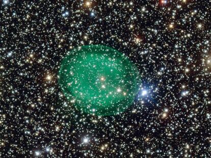 La nebulosa IC1295 fotografiada con la c&aacute;mara FORS del conjunto de grandes telescopios europeos VLT, situados en Chile. 