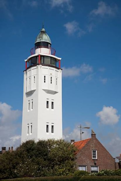 Un faro reconvertido en alojamiento turístico en la localidad holandesa de Harlingen.