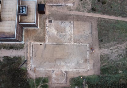 Planta del salón de recepciones hallado bajo el suelo de la villa de Noheda antes de su excavación.