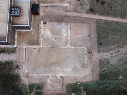 Planta del salón de recepciones hallado bajo el suelo de la villa de Noheda antes de su excavación.