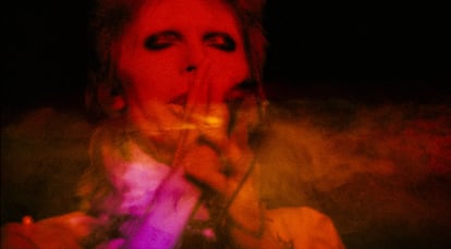 Bowie, en otro momento de 'Moonage Daydream'.