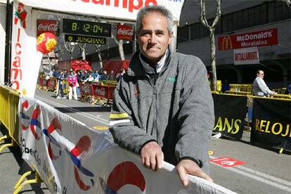 Gonzalo Villamarín Barredo, en la meta de la carrera celebrada ayer en Madrid.