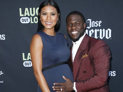 El cómico Kevin Huart y su esposa, Eniko Parrish, en un acto el pasado mes de agosto.