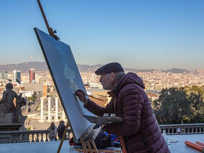 El pintor Antonio López pinta por primera vez la ciudad de Barcelona, iniciando varias obras, una desde las puertas del MNAC, donde estará dos jornadas.