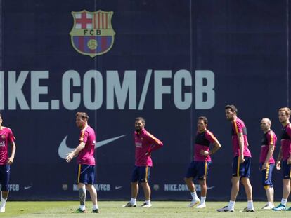 Los jugadores del Barcelona, en la Ciudad Deportiva. 