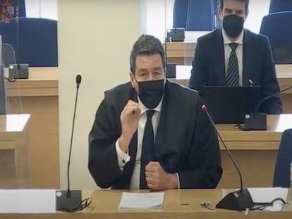 Gustavo Galán, abogado de Luis Bárcenas, durante su informe final en el juicio de la caja b del PP.