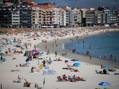 Playa de Silgar, en el centro de la localidad de Sanxenxo (Pontevedra).
14/08/20