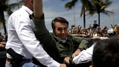 Jair Bolsonaro, neste domingo, depois de votar no Rio de Janeiro.