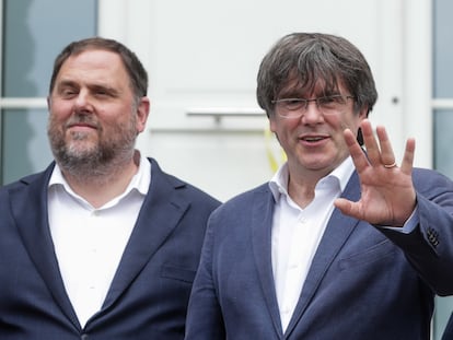 Oriol Junqueras y Carles Puigdemont, en julio de 2021 en Waterloo (Bélgica).