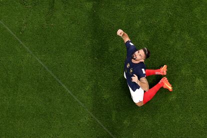 Giroud celebra el segundo gol de Francia.