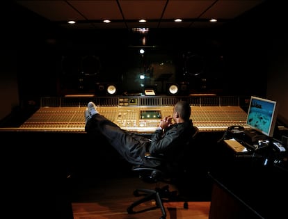 El músico estadounidense Jay-Z, en un estudio de grabación en Nueva York en septiembre de 2007.
