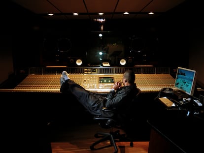 El músico estadounidense Jay-Z, en un estudio de grabación en Nueva York en septiembre de 2007.