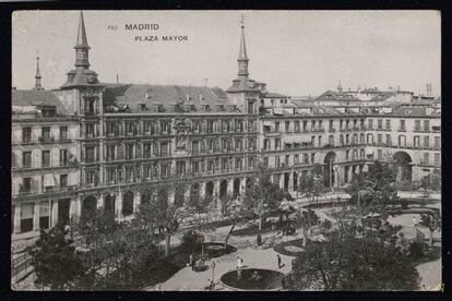 Postal en 1903 en la que se aprecia la zona aborlada de la plaza.