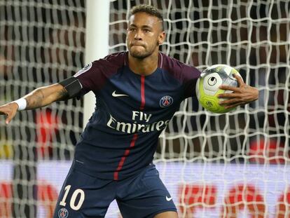 Neymar, diumenge jugant pel PSG.