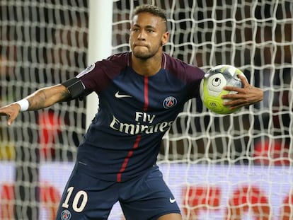 Neymar, diumenge jugant pel PSG.