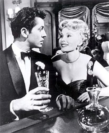 Zsa Zsa Gabor en la película de 1953 <i>Historia de tres amores</i> de Vincent Minelli.