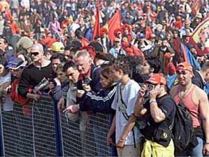 Los tifosi y los seguidores de Ferrari se reunieron ayer en la colina de la Rivazza, llamada de la pasión.