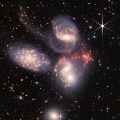 Quinteto de Stephan cinco galaxias JAMES WEBB TELESCOPE