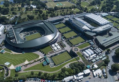 Vista aérea del complejo actual de Wimbledon, al sur de Londres.