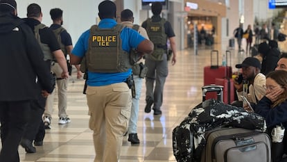 Detener migrantes indocumentados en los aeropuertos, el nuevo frente de la ofensiva migratoria de Trump