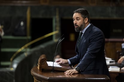 Vox leader Santiago Abascal said he will lead a motion of no confidence against PM Sánchez in September. 