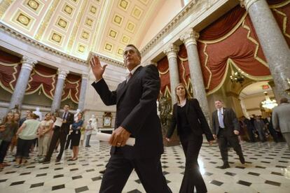John Boehner, tras aprobar la ley que permitirá pagar a los empleados federales afectados por el cierre de la Administración.