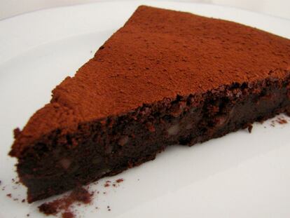 Tarta concienciada de chocolate y castañas