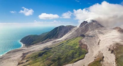 Vista del volc&aacute;n Soufriere en la isla de Montserrat