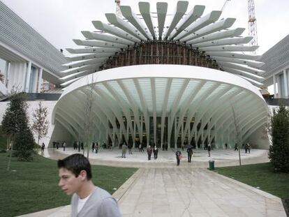 Palacio de Exposiciones y Congresos de Oviedo, de Santiago Calatrava.