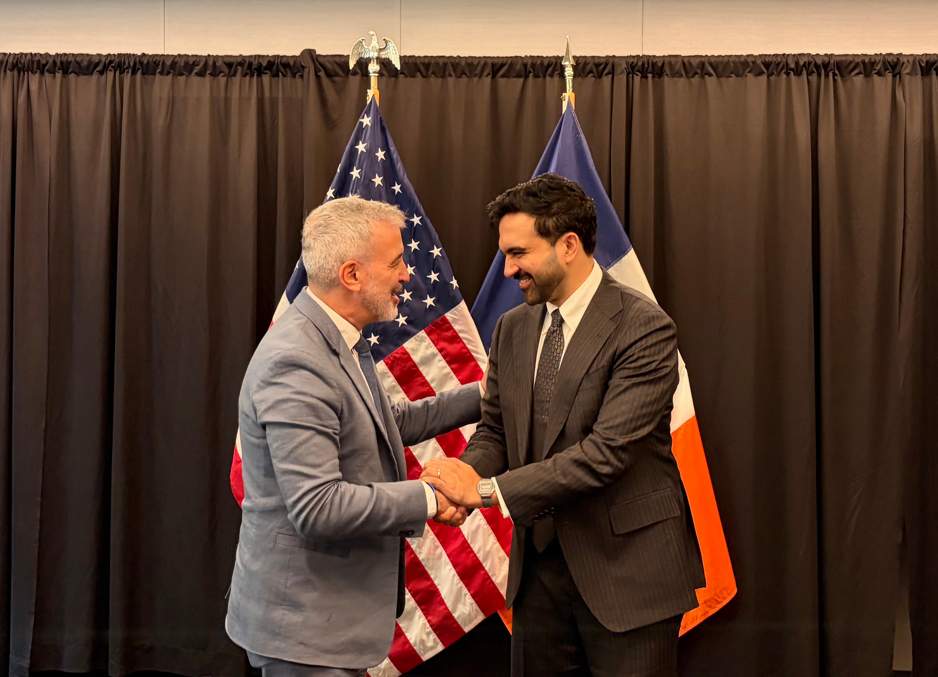 Collboni annonce après avoir rencontré Mamdani qu'il prévoit d'apporter à Barcelone un programme de supermarchés abordable semblable à celui de New York