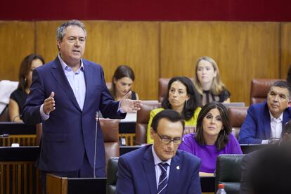 El secretario general del PSOE de Andalucía y Portavoz del Grupo Parlamentario Socialista, Juan Espadas, durante su intervención en la sesión de control al Gobierno andaluz.