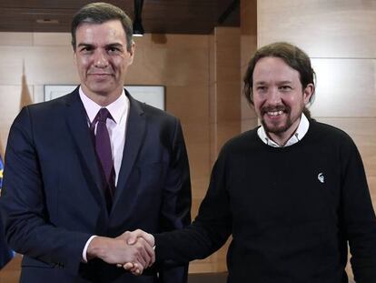 Pedro S&aacute;nchez recibe a Pablo Iglesias. 